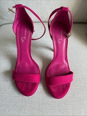 Women's Fuchsia Ankle-Strap Suede Sandals